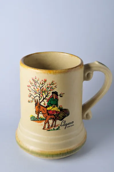 Ceramic mug decorated from " Algarve " . PORTUGAL — Stock Photo, Image