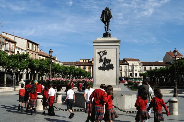 Plaza Cervantes in ALCALA DE HENARES — Stock Photo, Image