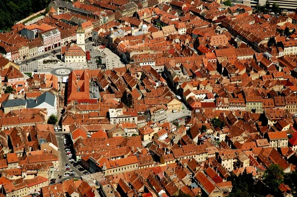 Вид с воздуха на город Брашов, Румыния — стоковое фото