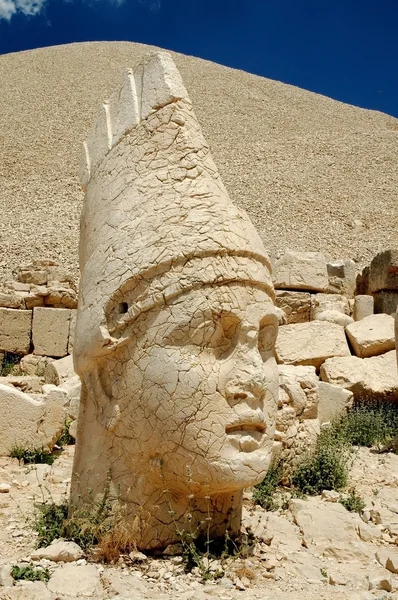 Monumentalne Boga głowy na górę nemrut, Turcja — Zdjęcie stockowe