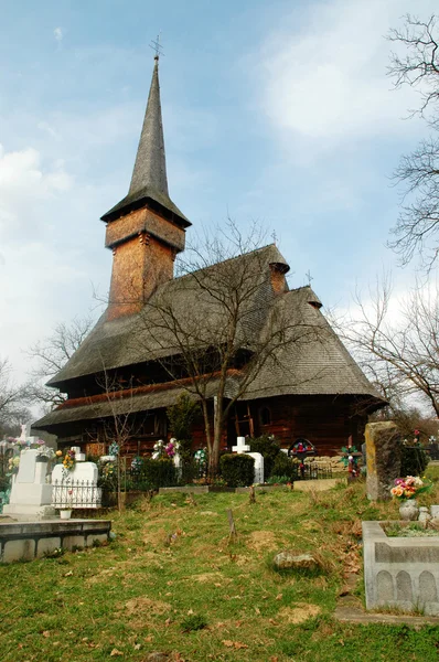 De houten kerk van de UNESCO van desesti, maramures, Roemenië — Stockfoto
