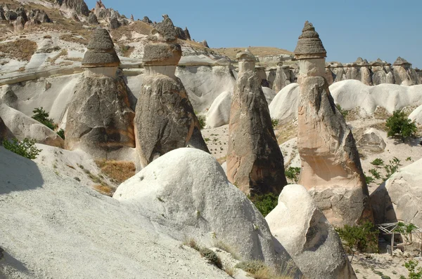 Kamenné sloupy v Kappadokii, Turecko — Stock fotografie