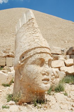 Monumental god heads on mount Nemrut, Turkey clipart