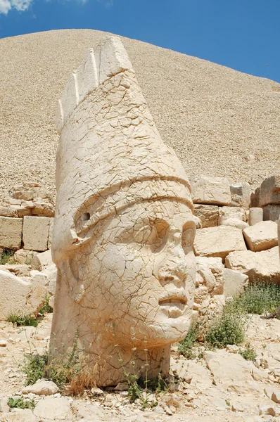 Monumentalne Boga głowy na górę nemrut, Turcja — Zdjęcie stockowe