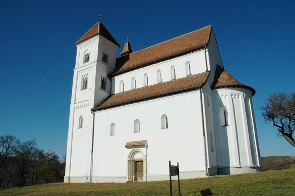 A igreja romanesca de Herina, Romênia — Fotografia de Stock