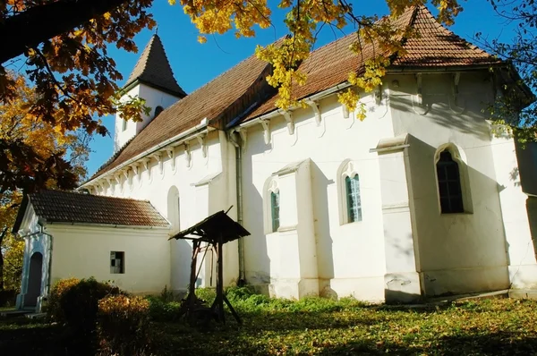 Den protestantiska kyrkan av tonciu (tancs). Transylvanien, Rumänien — Stockfoto