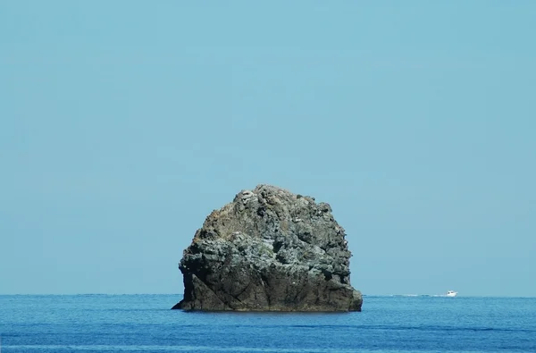 Pequeña isla rocosa en Córcega —  Fotos de Stock
