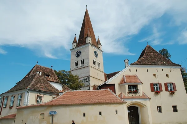 Cisnadie versterkte kerk in Roemenië — Stockfoto