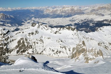 dolomities, dolomiti - İtalya kışın kayak tesisi