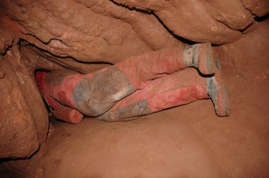 bir mağaracı geçişiyle dar Mağarası