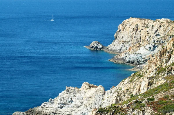 Costa rocciosa in Corsica, Francia — Foto Stock