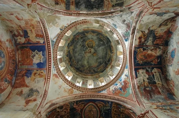 Georgian orthodox monastery interior with very old murals — Stock Photo, Image