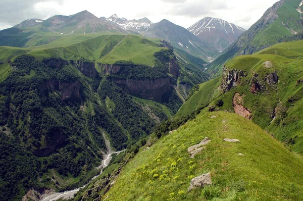 Gruzínské vojenské silnice, Kavkaz — Stock fotografie