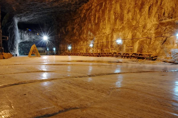 Подземная соляная шахта — стоковое фото