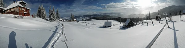 Beautiful Panorama of winter mountains — Stock Photo, Image