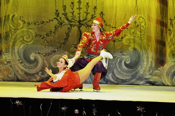 Le ballet d'État russe de Saint-Pétersbourg sur glace — Photo
