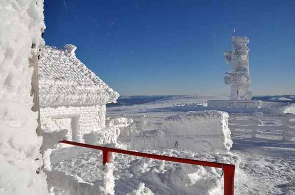 An ice-covered meteorological station — Stock Photo, Image