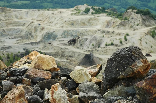 Mine d'or excavation à ciel ouvert, Rosia Montana, Roumanie — Photo