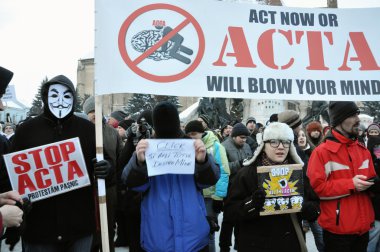 Acta karşı protesto