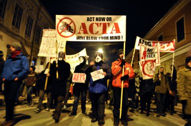 Acta karşı protesto