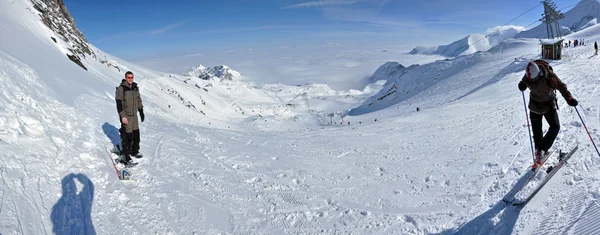 Панорама горнолыжного курорта в Австрийских Альпах — стоковое фото