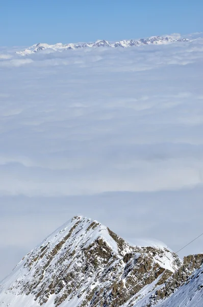 Взимку вид з Кіцштайнхорн пік гірськолижного курорту, Австрійські Альпи — стокове фото