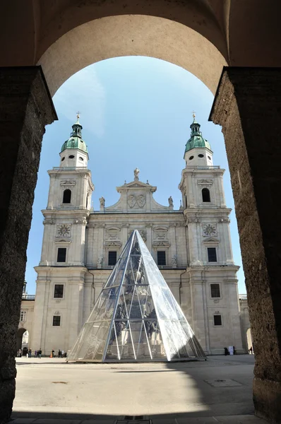 Barok kubbesi Katedrali Salzburg, Avusturya — Stok fotoğraf