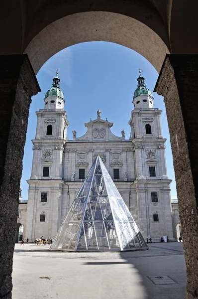 Barok kubbesi Katedrali Salzburg, Avusturya — Stok fotoğraf