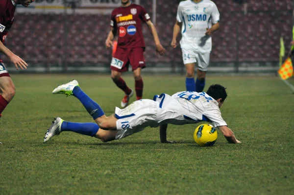 Jugadores de fútbol en un juego de fútbol — Foto de Stock