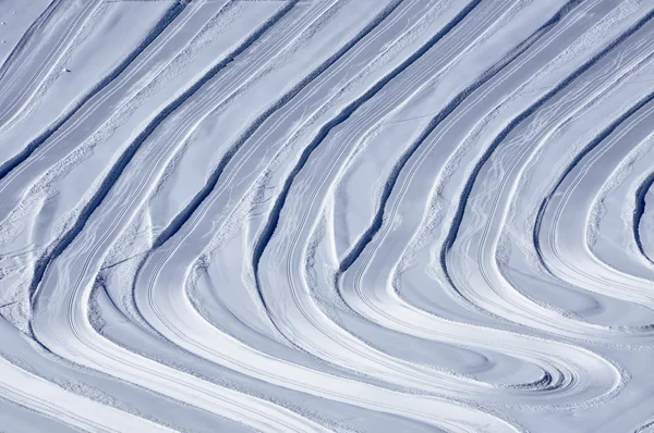 Pistas de esqui cross-country nos Alpes, ideal para fundo — Fotografia de Stock