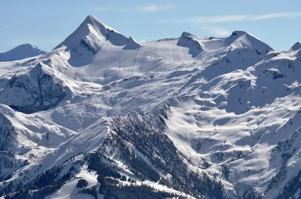 Kitzsteinhorn peak a lyžařské středisko, Rakousko — Stock fotografie
