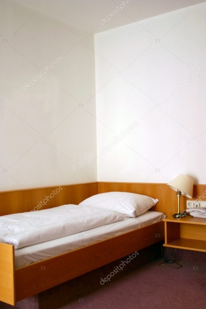 HOTEL ROOM WITH BED