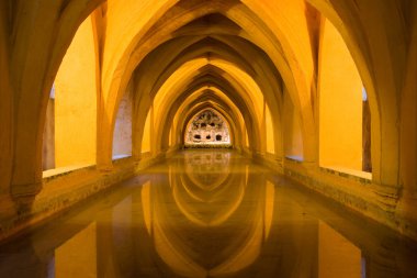 royal alcazar Seville banyoları