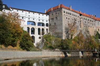 cesky krumlov bir pelerin Köprüsü