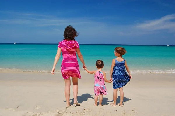 Família praia férias, verão — Fotografia de Stock
