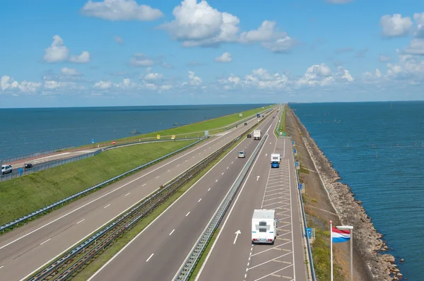 Afsluitdijk přehrada v Holandsku (Nizozemí) — Stock fotografie