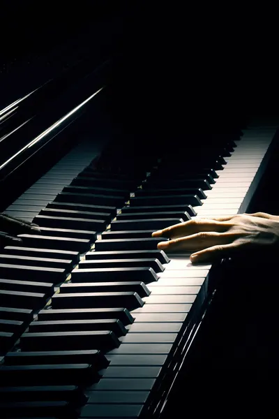 Klavír Pianista ruka. — Stock fotografie