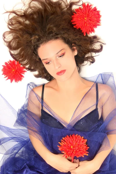Schöne melancholische junge Frau Modeporträt. — Stockfoto
