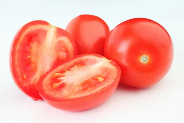토마토입니다. 빨간 토마토의 그룹 슬라이스 — 스톡 사진