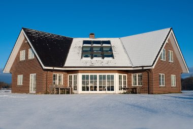 modern ev ev kışın güzel