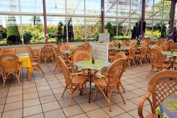 Otevřít vzduch krásné kavárny café restaurant — Stock fotografie