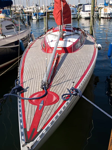 Vackra trä yacht — Stockfoto