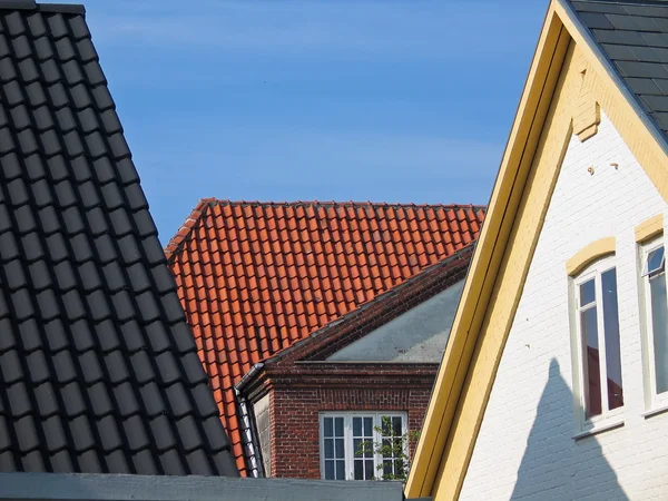 Dachy z płytkami — Zdjęcie stockowe