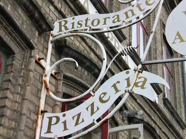 Signo de restaurante pizzeria Italia — Foto de Stock