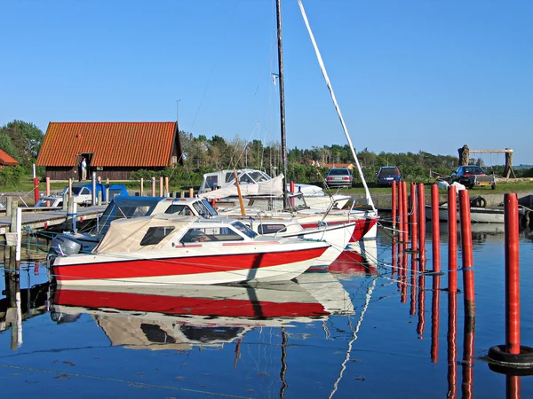 Boot in een jachthaven Denemarken — Stockfoto