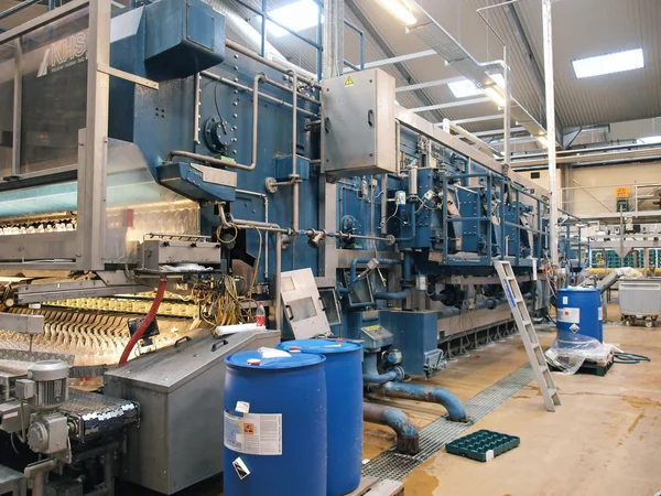 Machines in een moderne fabriek plant — Stockfoto