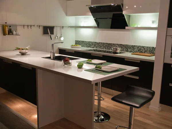 Tendência moderna cozinha design — Fotografia de Stock