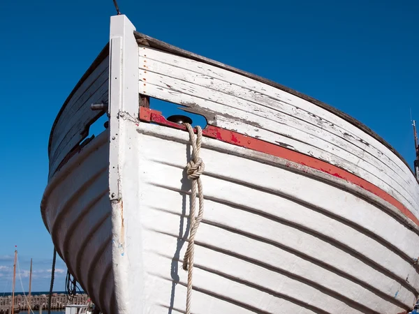 Boeg van een houten boot — Stockfoto