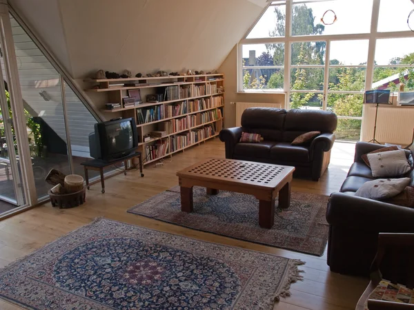 Moderno soggiorno classico camera familiare — Foto Stock