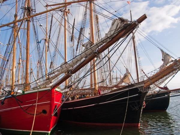 Gamla vintage trä segelbåtar — Stockfoto